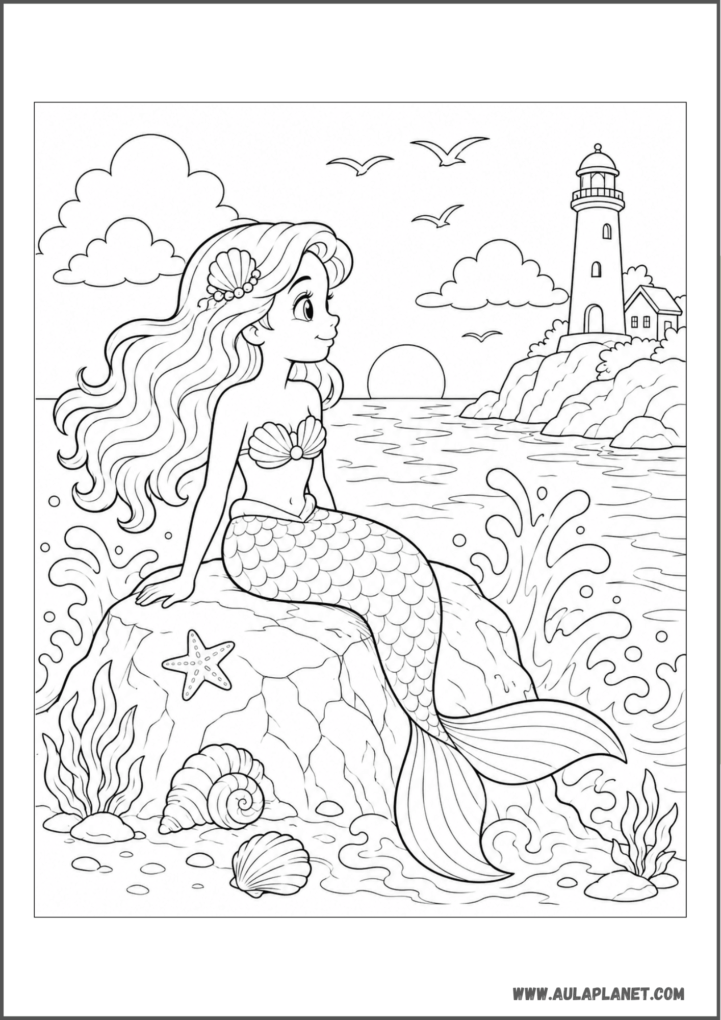 Sirena sobre la roca frente al mar