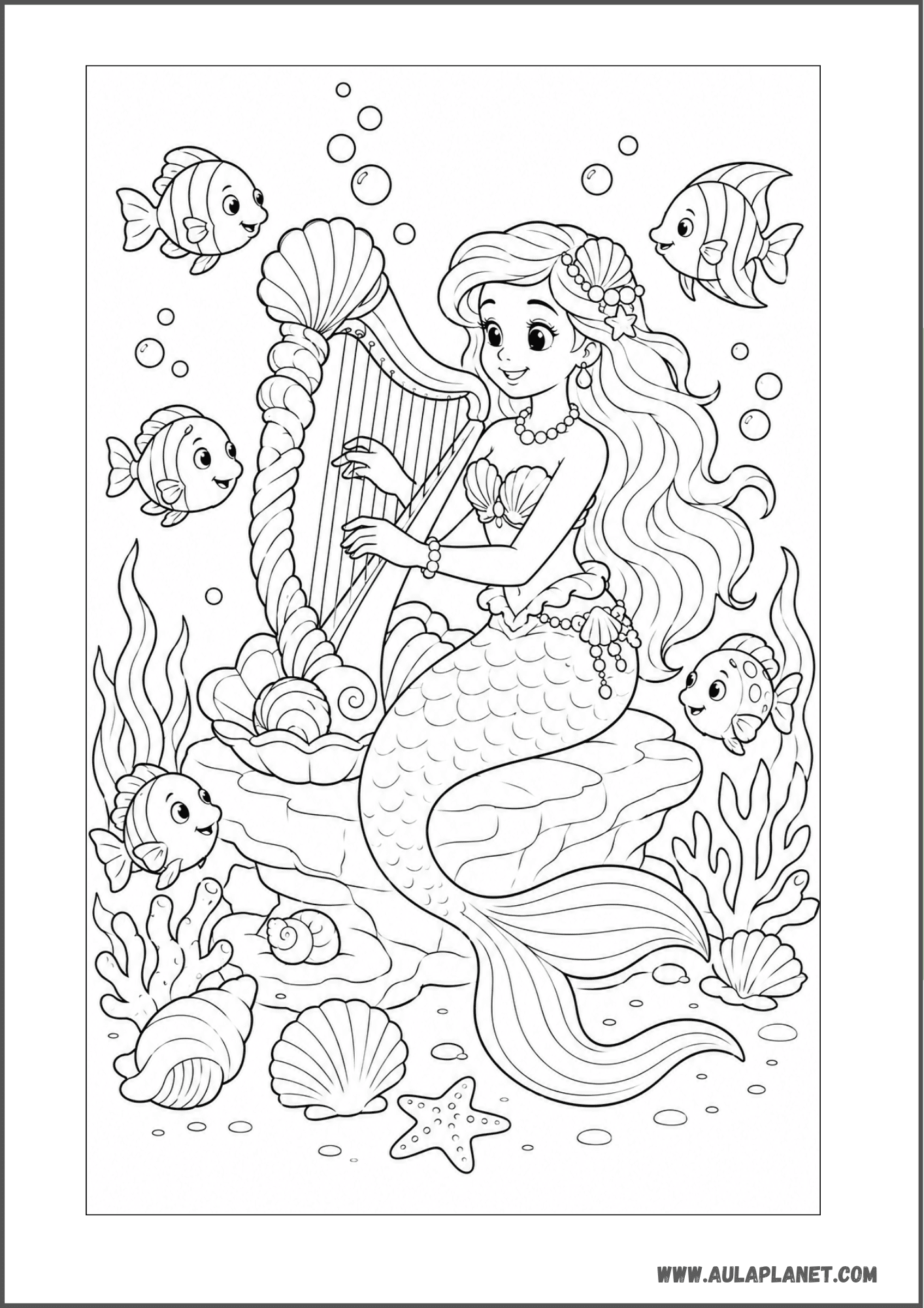 Sirena toca un arpa de conchas